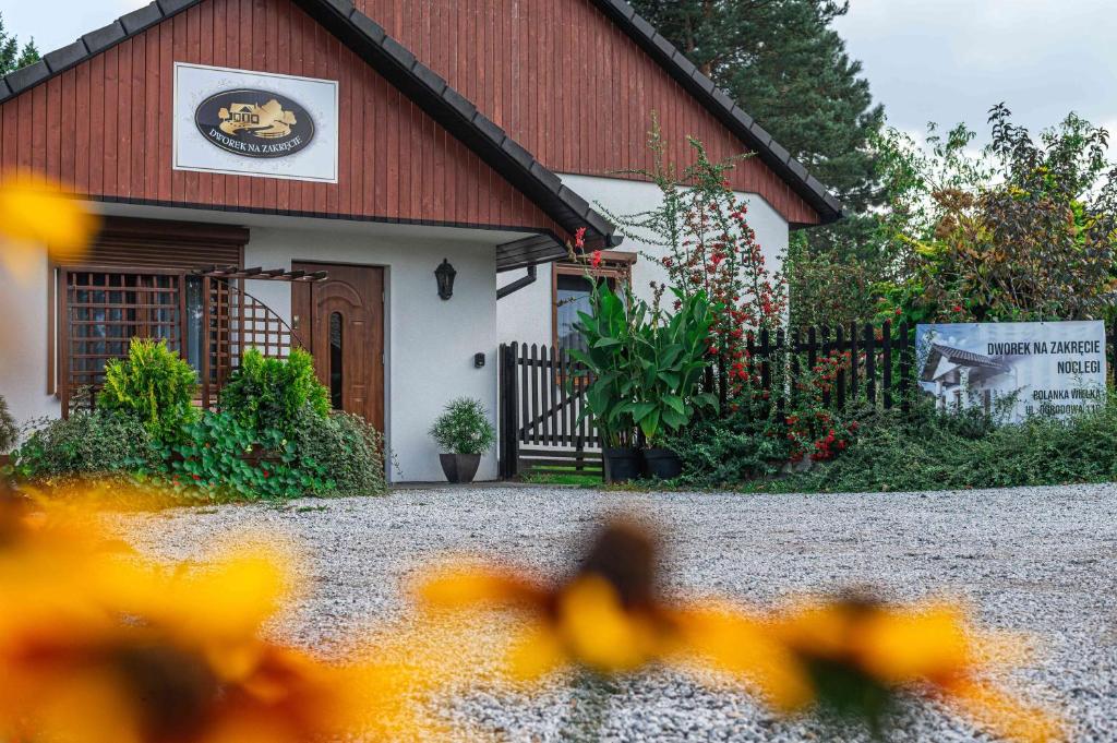 Dworek na Zakręcie - noclegi Zator - 16