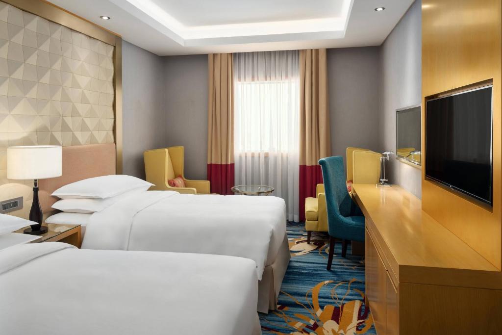 TV a/nebo společenská místnost v ubytování Sheraton Makkah Jabal Al Kaaba Hotel
