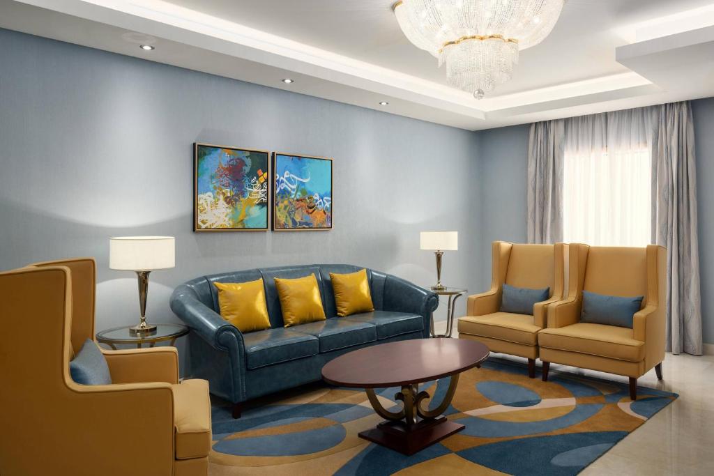 Posezení v ubytování Sheraton Makkah Jabal Al Kaaba Hotel