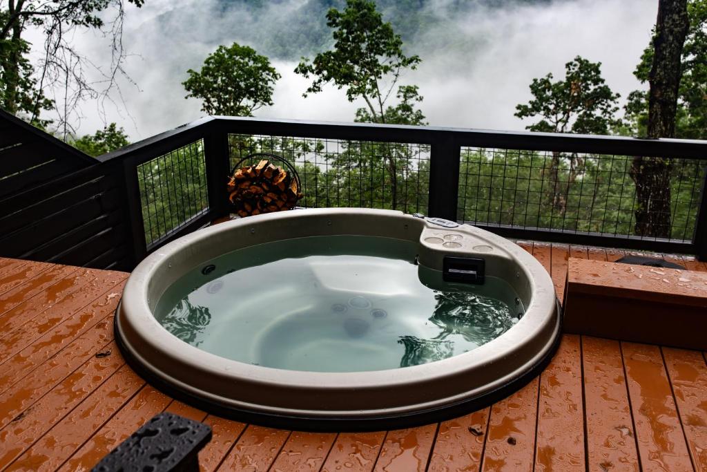 Φωτογραφία από το άλμπουμ του The Cypress Villa where luxury & nature meet σε Panther Creek
