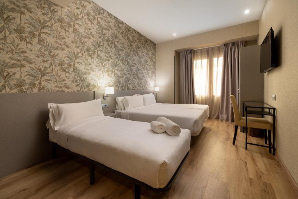 Hotel Avenida Gran Vía - Resim 2