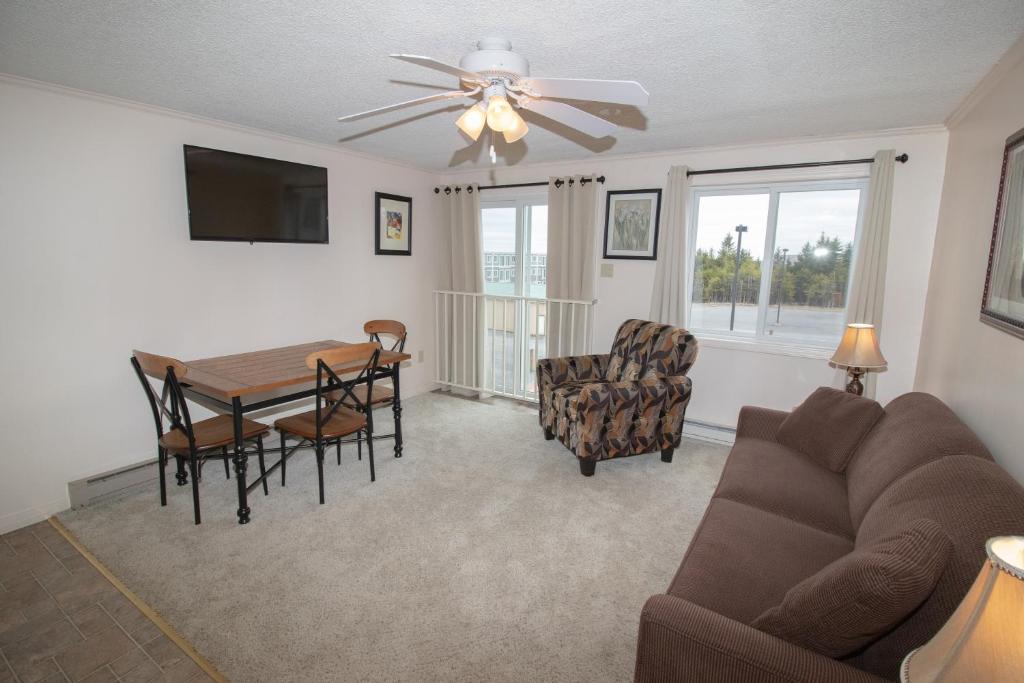 TV a/nebo společenská místnost v ubytování ML319 Close To Village And Slopes EZ Parking WiFi