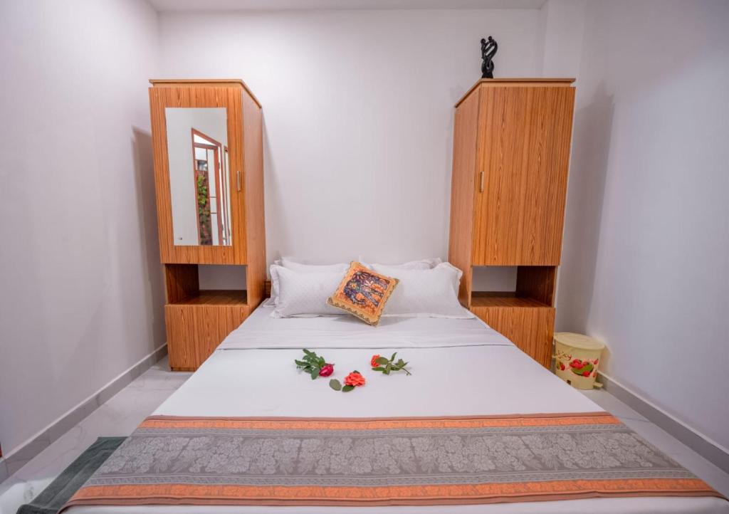 Ένα ή περισσότερα κρεβάτια σε δωμάτιο στο Koinad Hills villa