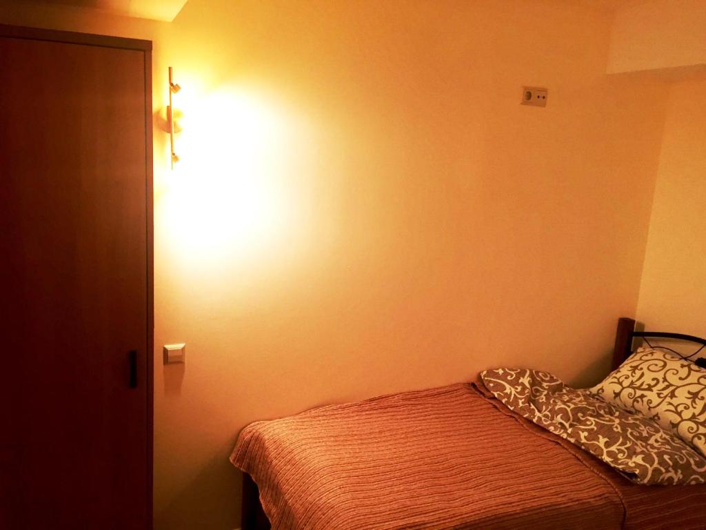 Rúm í herbergi á Westend hostel Kyiv