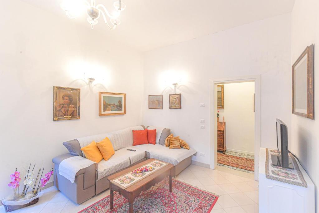 A television and/or entertainment centre at Ca' Botera