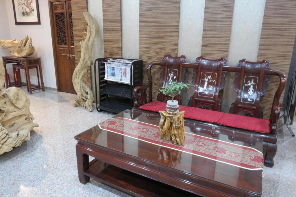 Istumisnurk majutusasutuses Garden Business Hotel