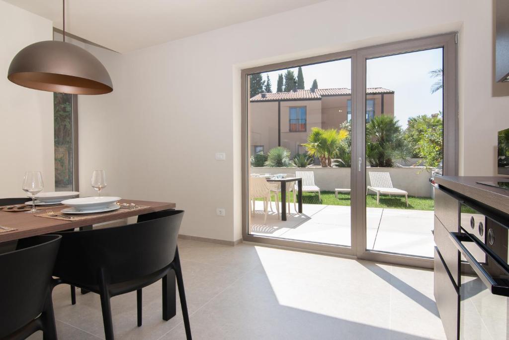 Balkón nebo terasa v ubytování AdeLis Residence by Locap Group