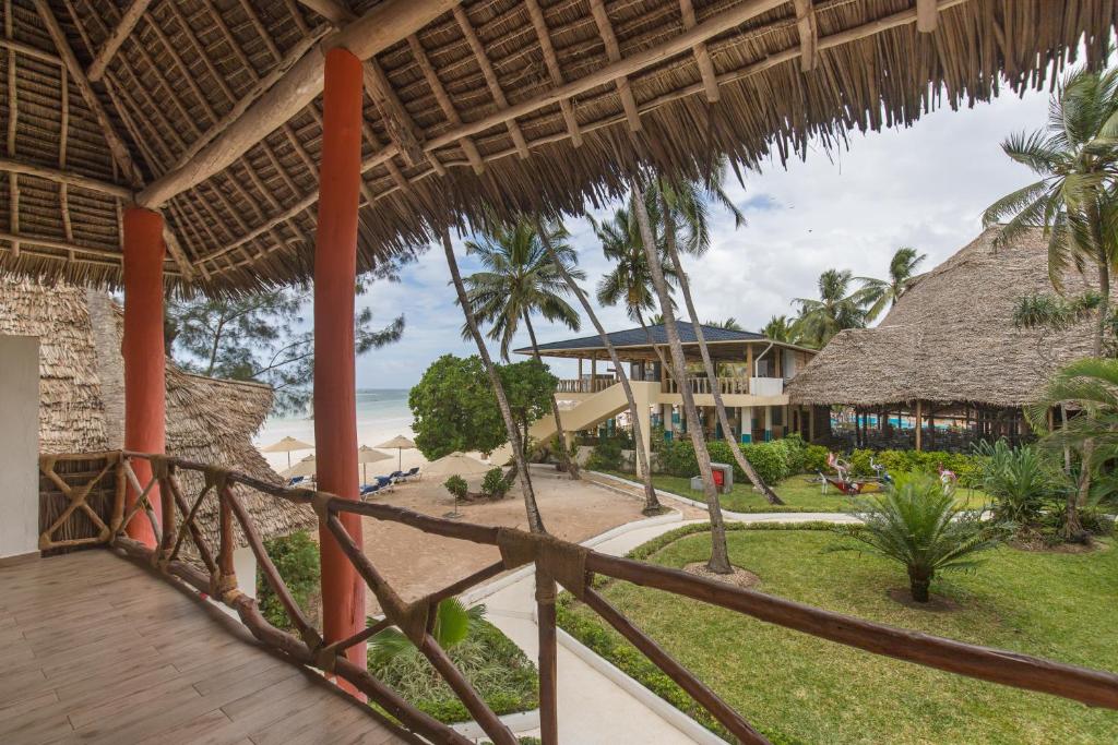 Kiwengwa Beach Resort - Superior Side Sea View With Jacuzzi