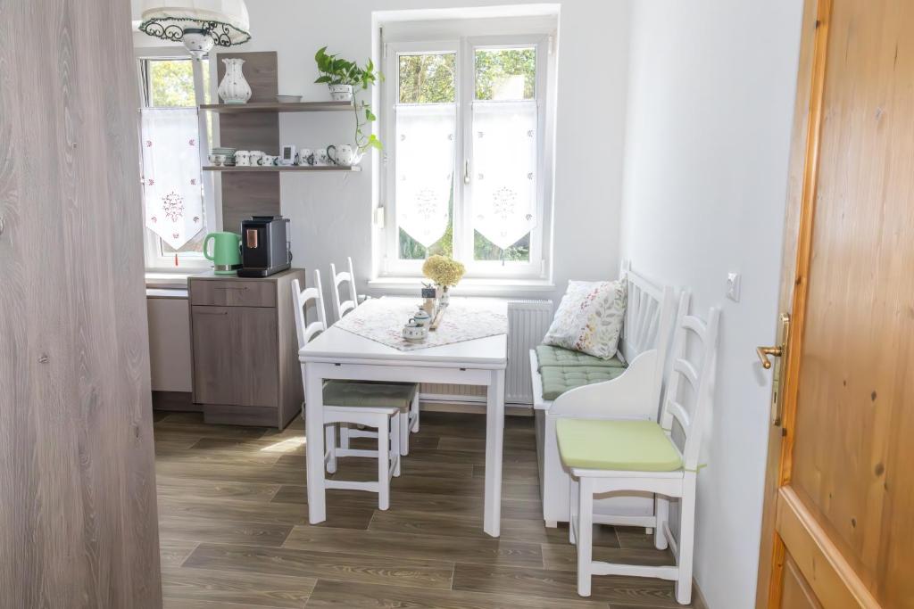Kuchyň nebo kuchyňský kout v ubytování Ferienhaus klein und fein