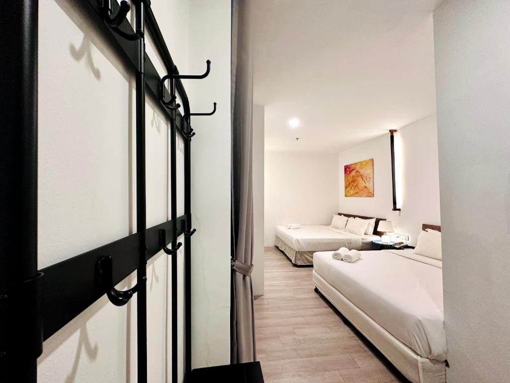 C Y C Heritage Hotel - 三个房间