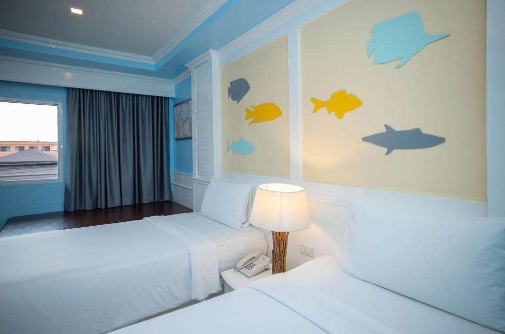 Baumanburi Hotel Patong - Resim 27