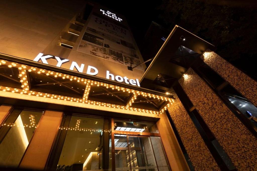 Pangyo Business & Tourist Hotel KYND - Housity