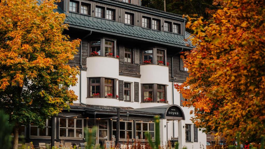 Budova, kde se hotel nachází