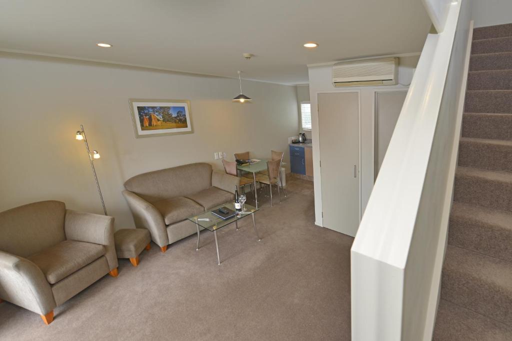 Brougham Heights Motel - Resim 13