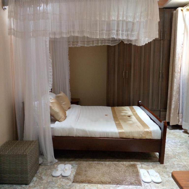 Postel nebo postele na pokoji v ubytování HOTEL ZEPTAN