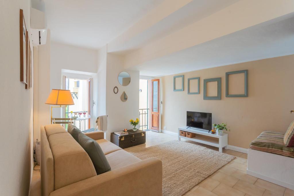 Il Porticciolo by Rent All Como - Tek Yatak Odalı Daire