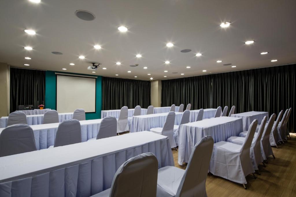 Livotel Hotel Lat Phrao Bangkok - Resim 7