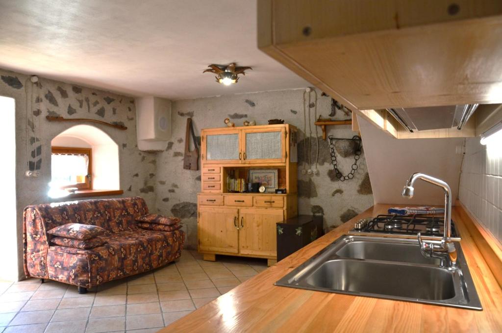 Kuchyň nebo kuchyňský kout v ubytování Chalet Maso Salam