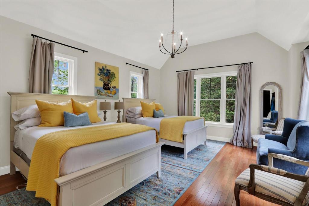 The South Mountain Inn - Queen Room With Garden View