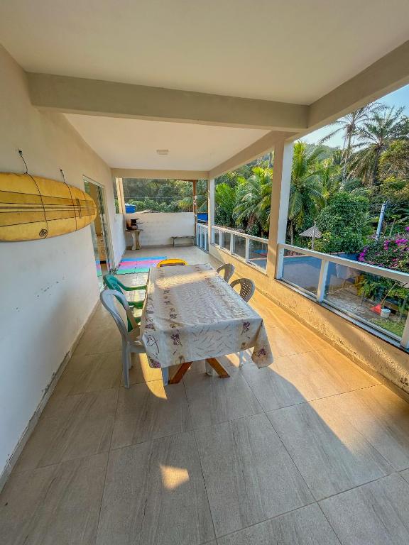 Balkón nebo terasa v ubytování Surf Stop Hostel Serra Grande