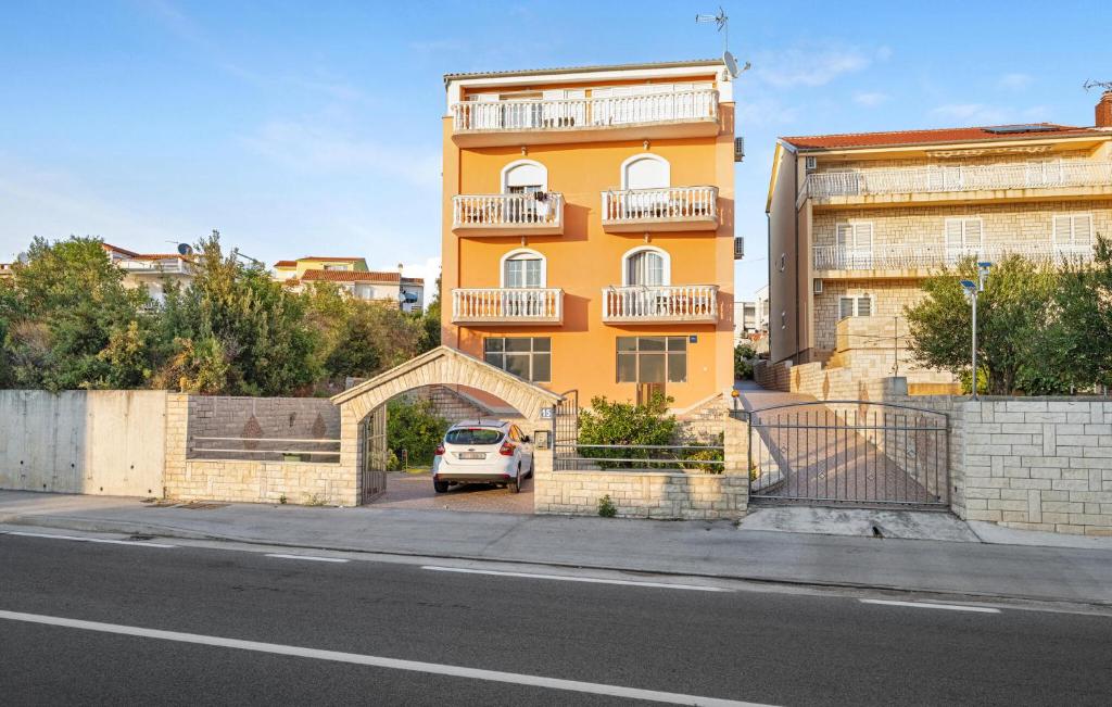 Budova, kde se apartmán nachází