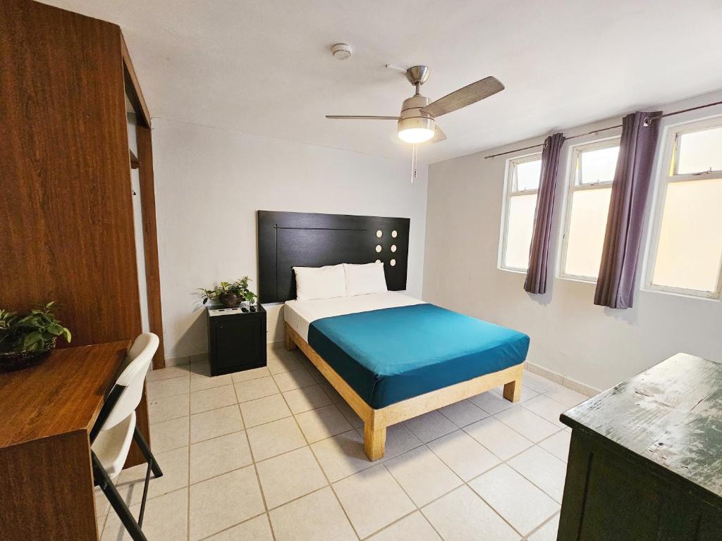 TV a/nebo společenská místnost v ubytování Hotel del Refugio
