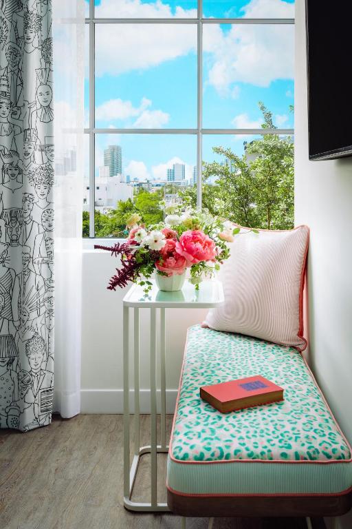 The Goodtime Hotel, Miami Beach a Tribute Portfolio Hotel - 