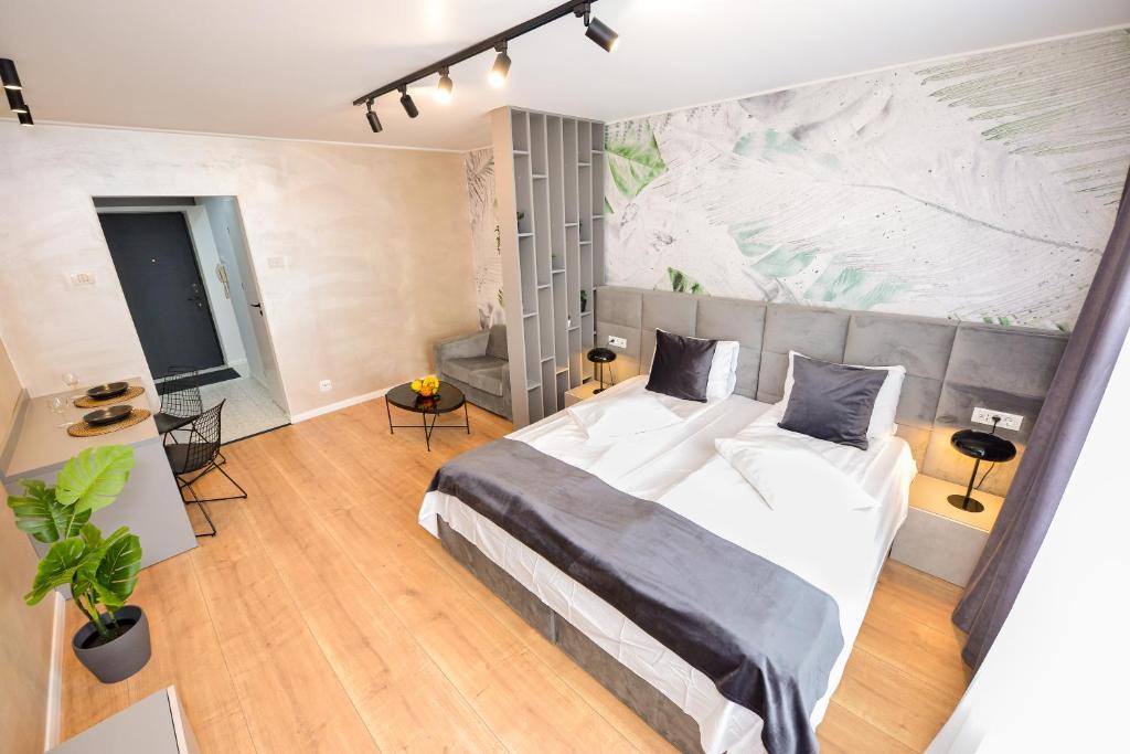 Tower by Grand Accommodation - Apartment