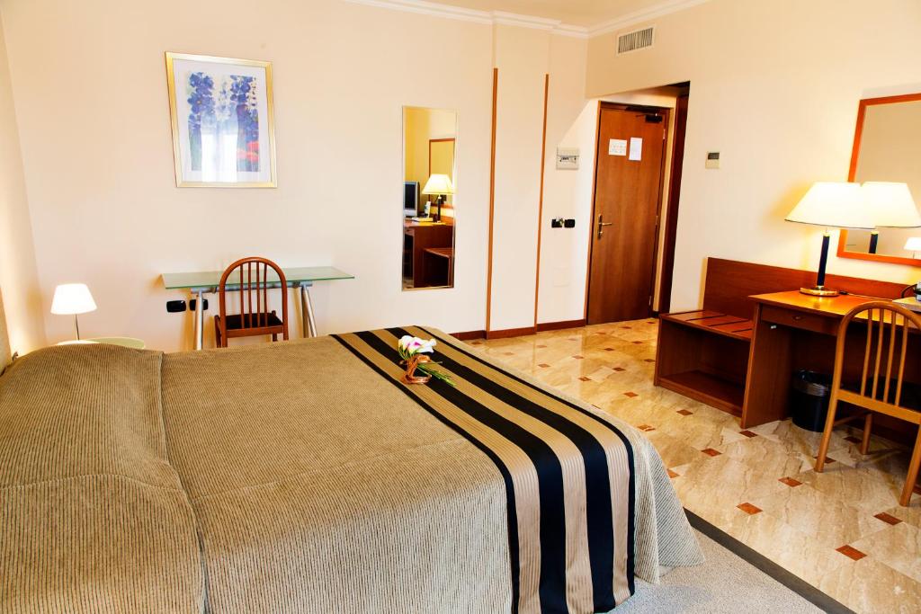 Hotel Palace 2000 - Habitación Doble