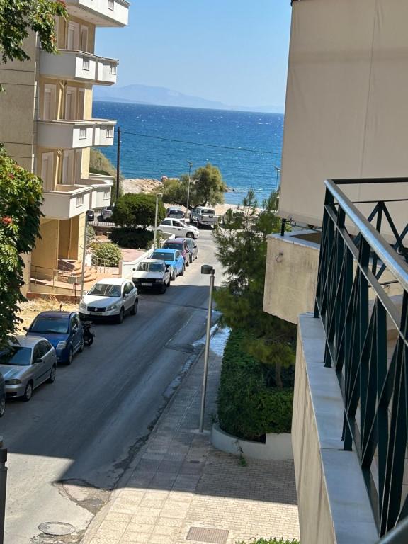 Chios Town Apartment - Heart Of Chios Town With 2 Minute Walk To The Beach