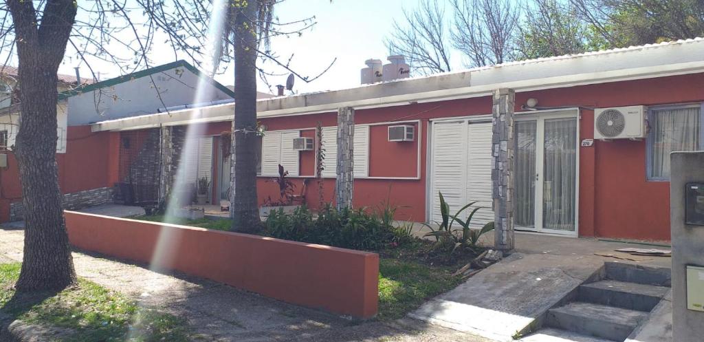 Bygningen som feriehuset ligger i