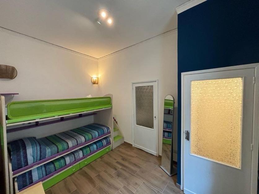 Postel nebo postele na pokoji v ubytování SVR Palace