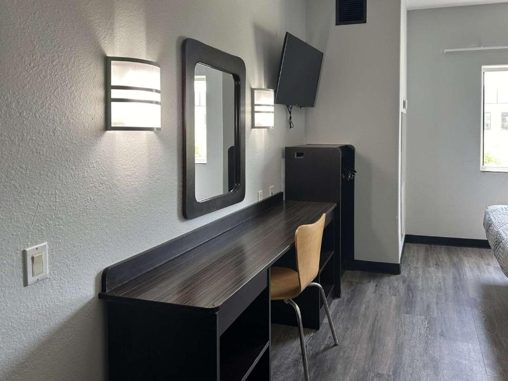 Motel 6-Mission, TX - Chambre Quadruple De Luxe - Non-Fumeurs