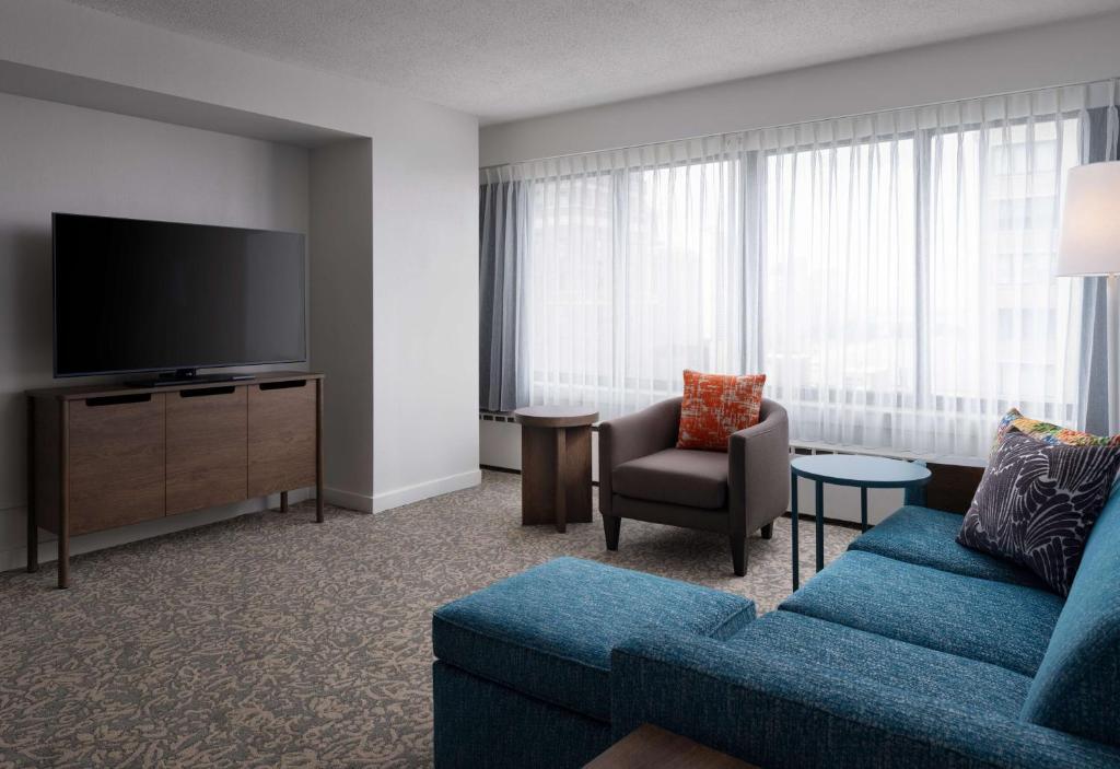 Sonesta ES Suites Chicago Downtown Magnificent Mile Medical - One Bedroom Suite King