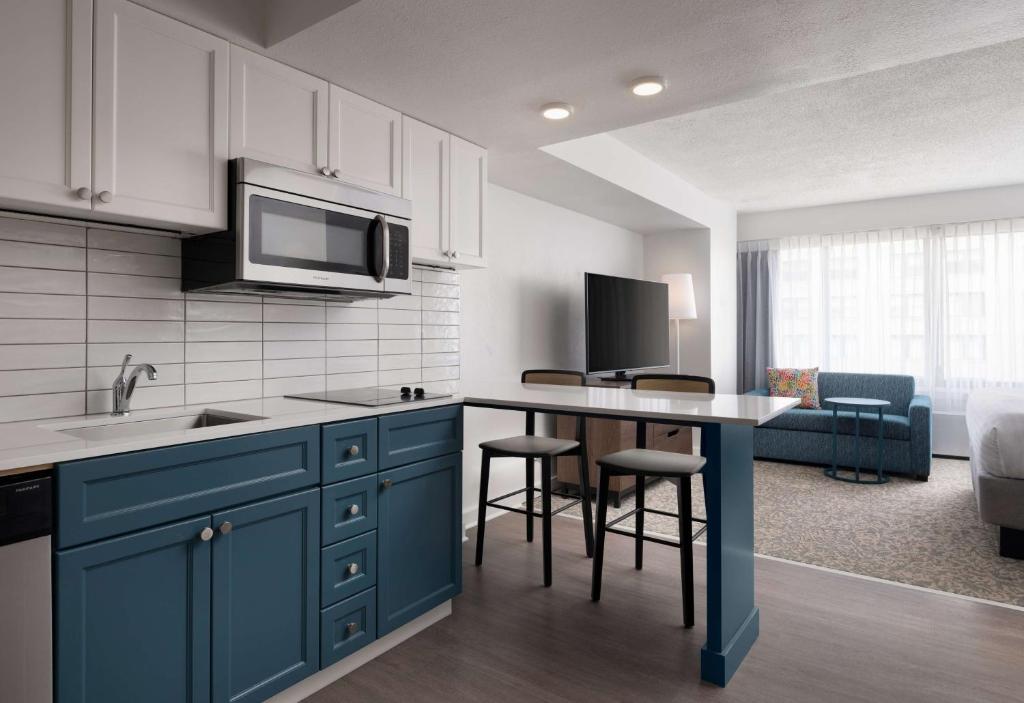 Sonesta ES Suites Chicago Downtown Magnificent Mile Medical - Studio Suite King