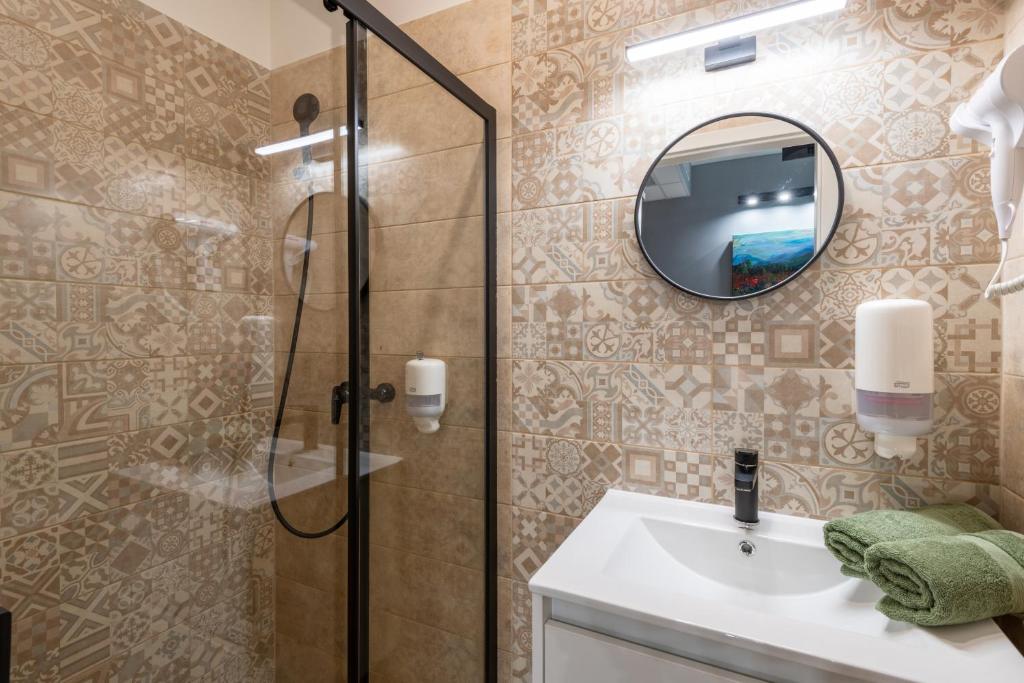 Budapest Holidays Downtown - Resim 44