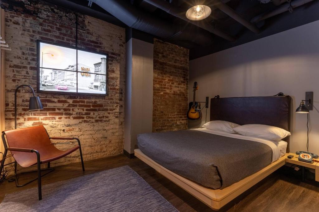 Moxy Nashville Downtown - 