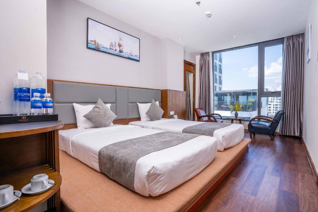 Phòng Deluxe Giường Đôi/2 Giường Đơn Nhìn Ra Thành Phố