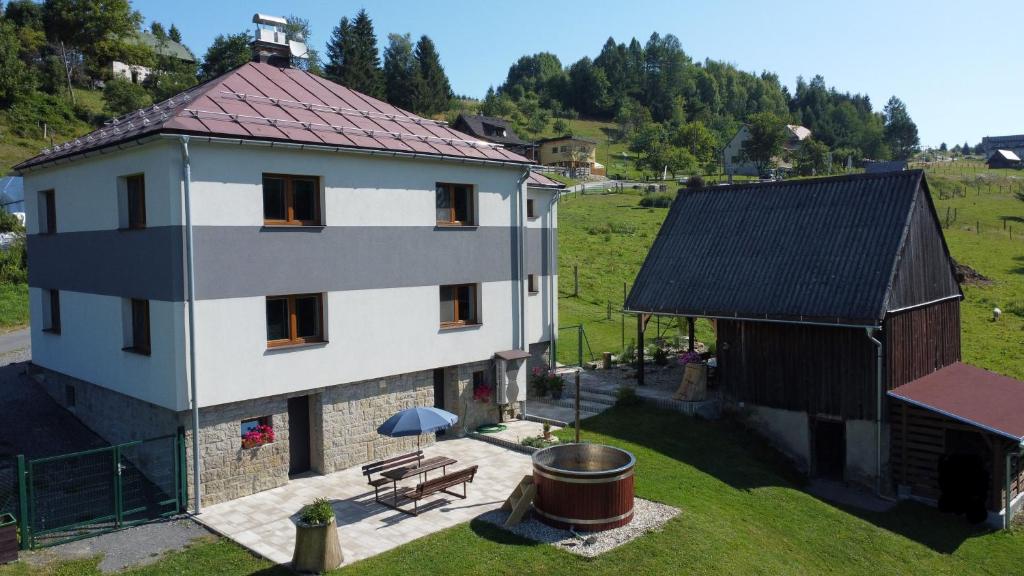 Budova, kde se apartmán nachází