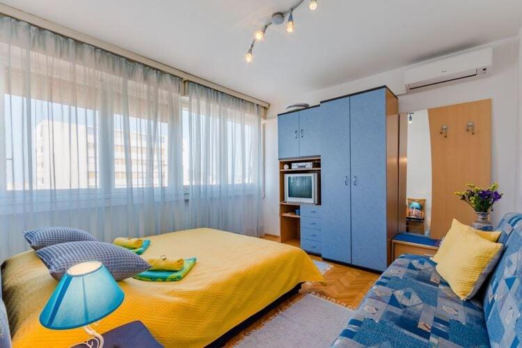 Postel nebo postele na pokoji v ubytování Studio Apartment Ecija ST