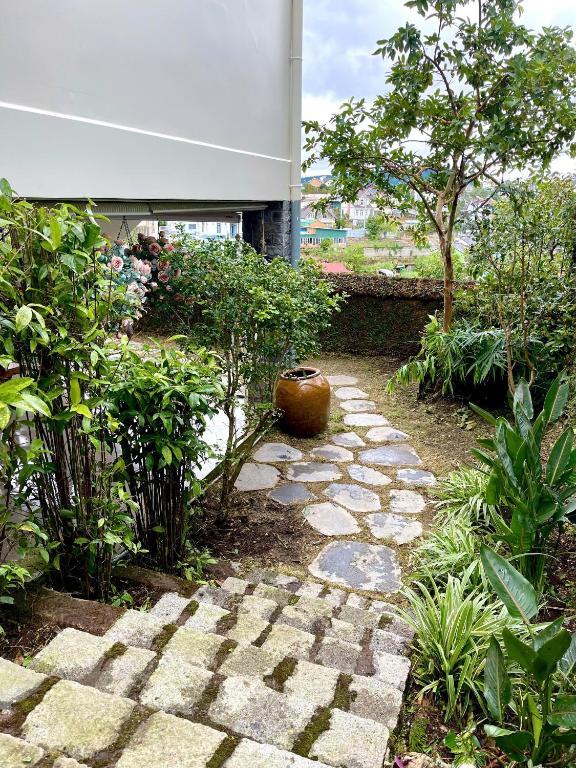 Zahrada ubytování Hoa Ngoc Lan - The Orchid Villa Dalat