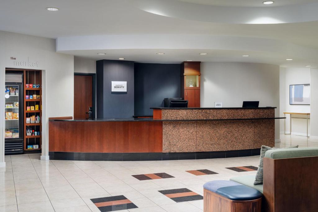 Vstupní hala nebo recepce v ubytování Courtyard by Marriott Kingston