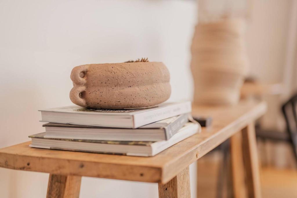 Chic and Contemporary Living at Cambridge Terrace - Resim 34