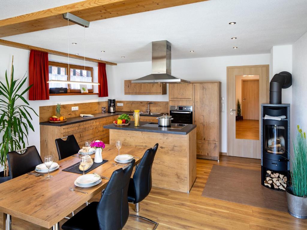 Kuchyň nebo kuchyňský kout v ubytování Landhaus Knestel Scheunenglück
