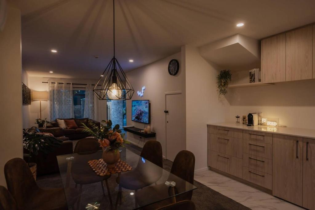 The City Sanctuary - Resim 16