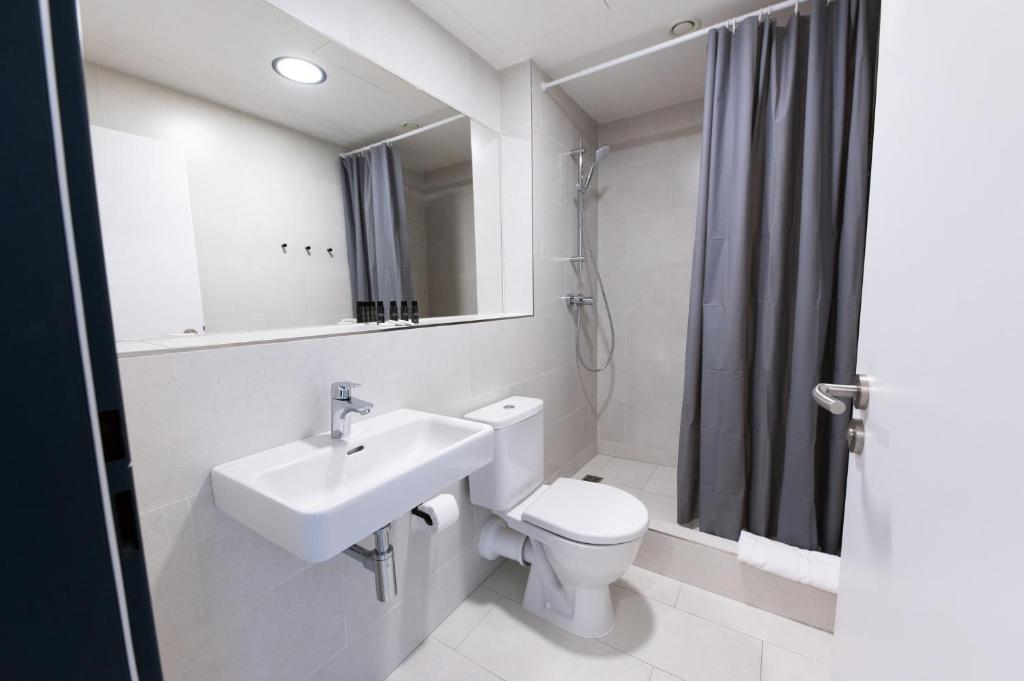 Post 120 Suites - Resim 44