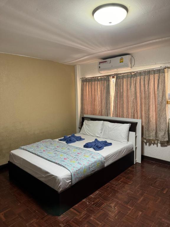 Postel nebo postele na pokoji v ubytování Dikachaya Hostel