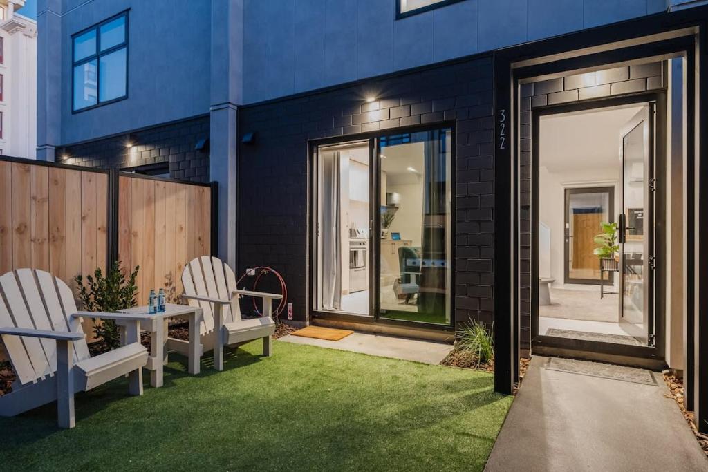 Casino Luxury Suite City Centre - Sleeps 5 - Resim 1