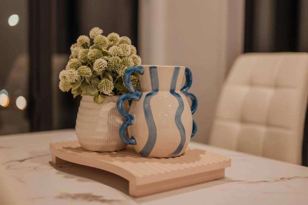 Triple Treat on Fitzgerald - Your 3-BR Getaway - Resim 7