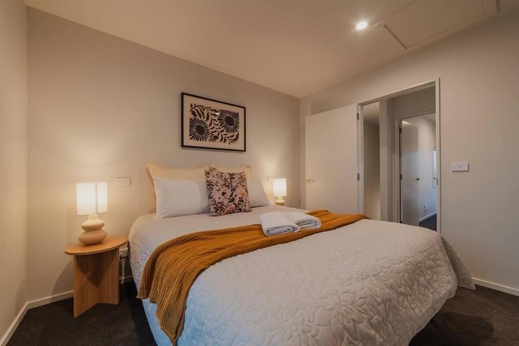 Triple Treat on Fitzgerald - Your 3-BR Getaway - Resim 13